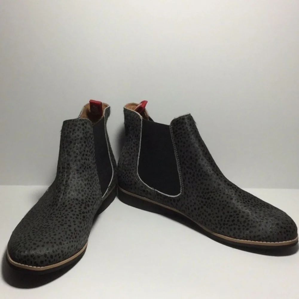 NWOB Rollie Chelsea Snow Leopard Boot Hair Calf 38